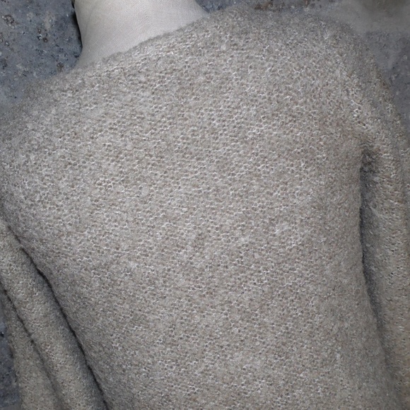 EARTH music & ecology oatmeal tunic sweater - Picture 4 of 6